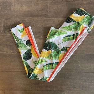 Goldsheep banana leaf print leggings size small